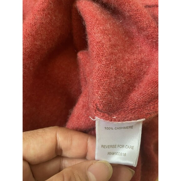 Garnett Hill Women’s Cashmere Sweater Essential V Neck Pullover Size Medium - Picture 11 of 12